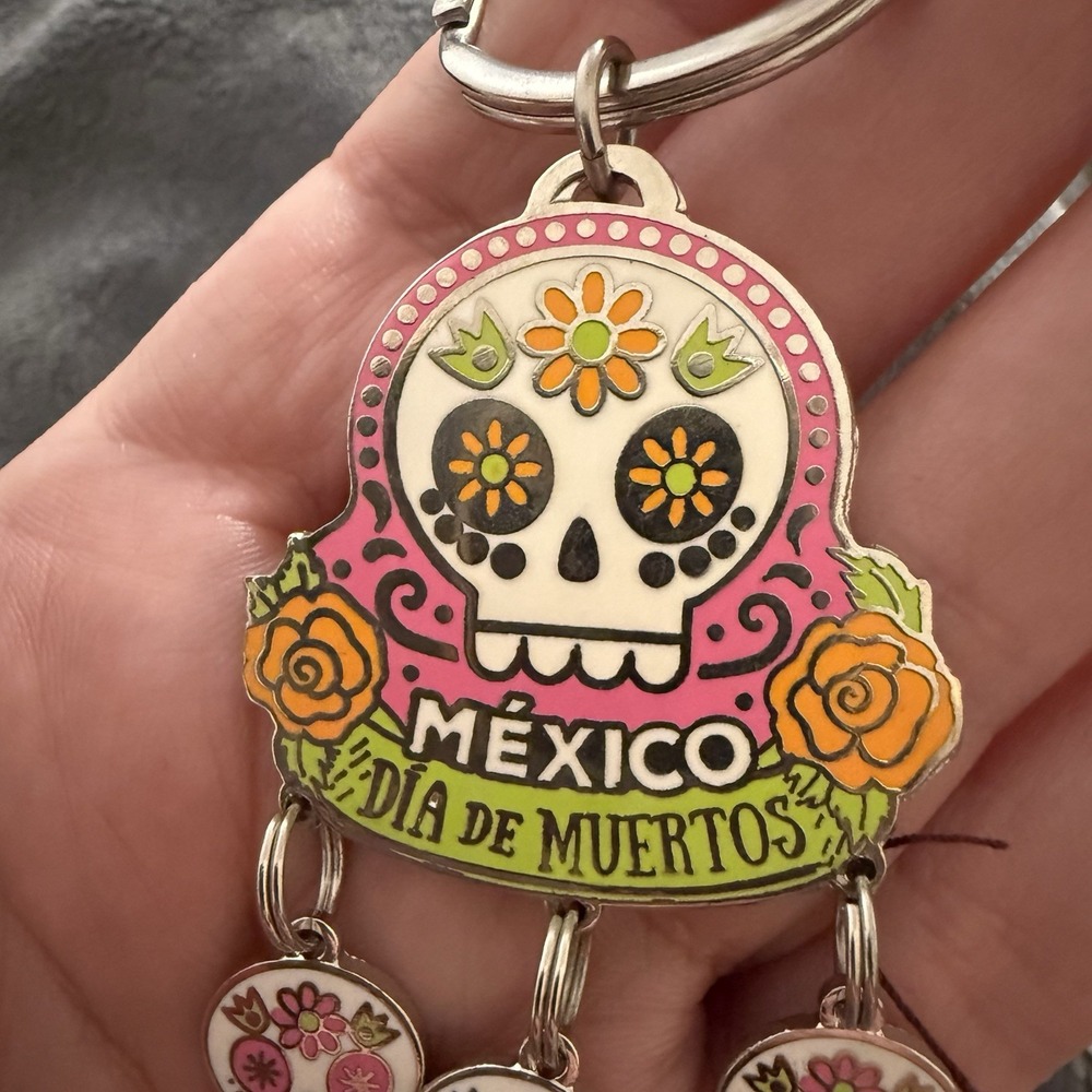 Vintage Skeleton Skull Keychain Pendant "Day Of The Dead" Metal Bag Charm Mexico - Picture 2 of 7